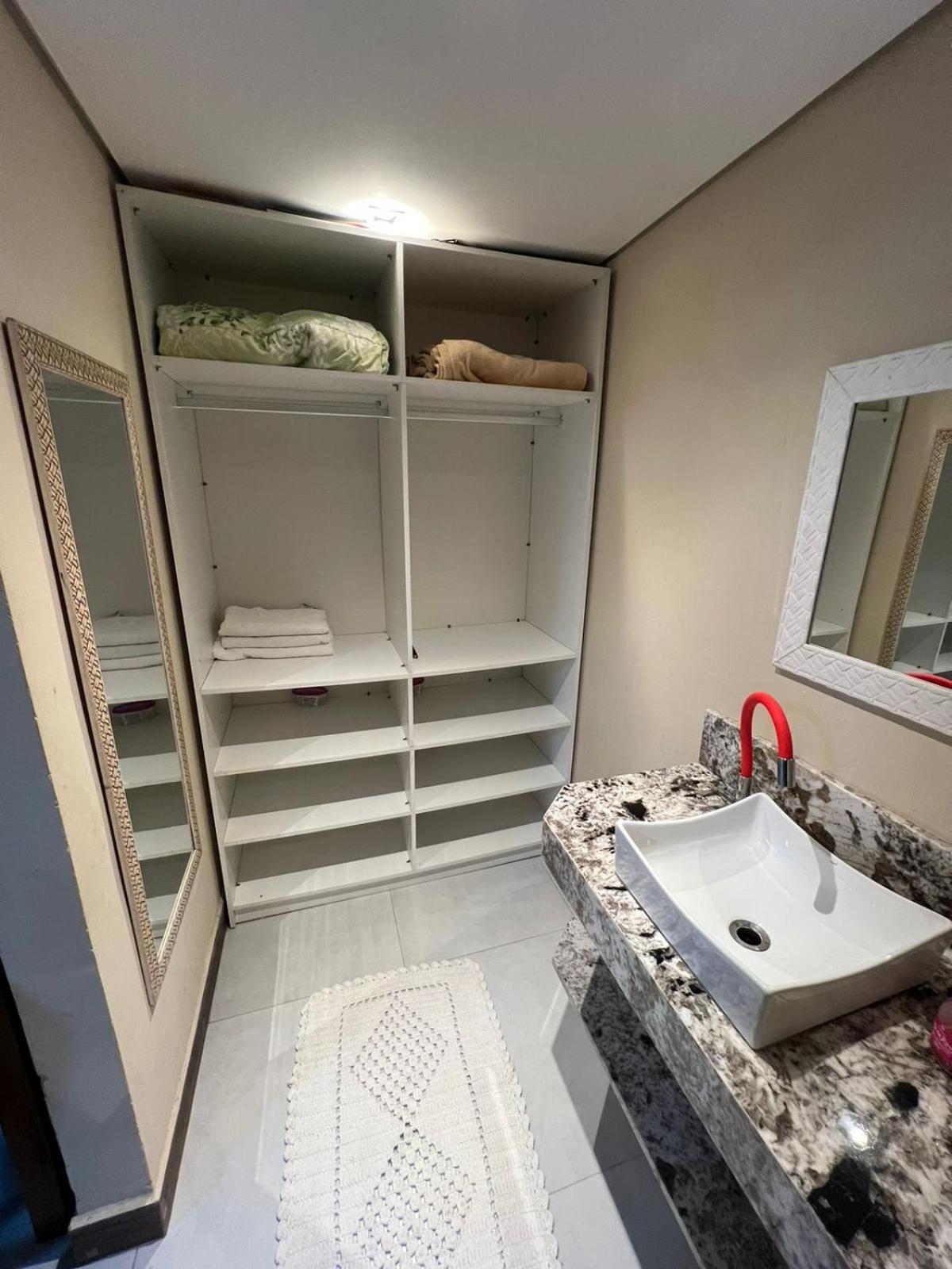 Suite No Centro De Парати Экстерьер фото